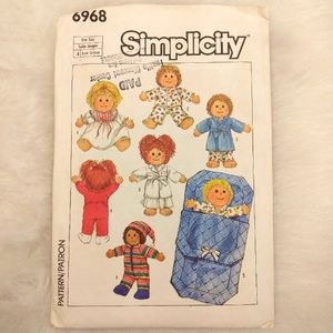 Simplicity 6968 Wardrobe for 16" & 18" soft sculpted dolls such as CPK